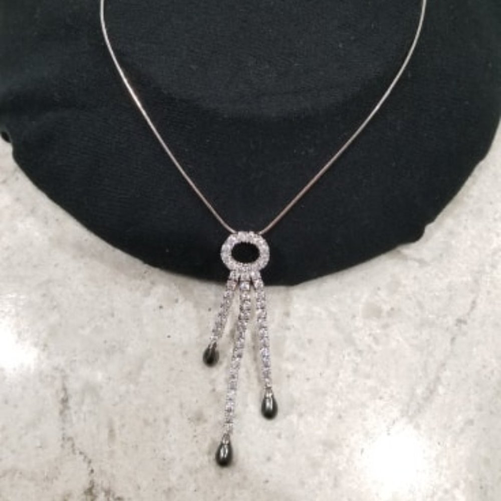 Faux Blk Drop Pearl & Cz 3 Row Silver Tone None